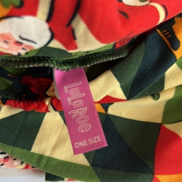 2 LulaRoe One Size leggings - Picture 3 of 6